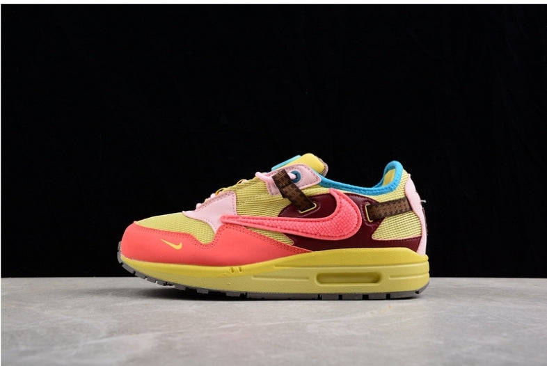 Les baskets Nike Air Max 1 sont iconiques pour leur style emblématique.retro incontournable pas cher. Le moins cher.exceptionnel