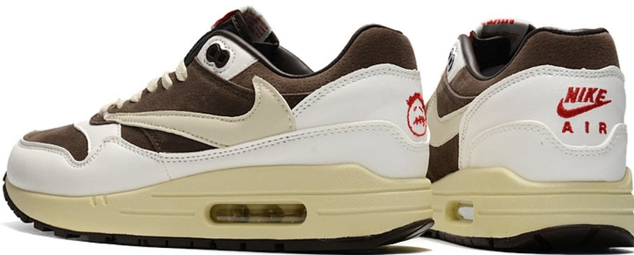 Les baskets Nike Air Max 1 allient un style emblématique et une technologie de pointe. Leur design intemporel et leur unité Air-Sole visible en font un choix incontournable. Pas cher. Le moins cher.