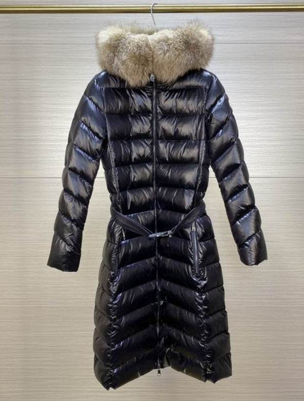 Les doudounes manteau Moncler Femme, ainsi que les Moncler Femme, incarnent un style et un raffinement incomparables.