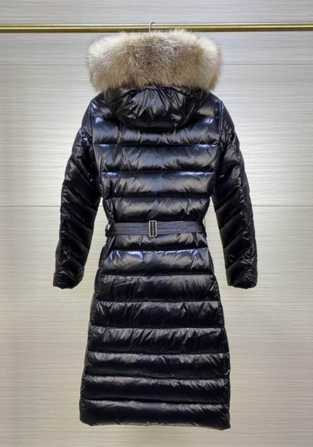 Les doudounes manteau Moncler Femme, ainsi que les Moncler Femme, incarnent un style et un raffinement incomparables.
