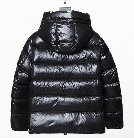 Les doudounes manteau Moncler Femme, ainsi que les Moncler Femme, incarnent un style et un raffinement incomparables.
