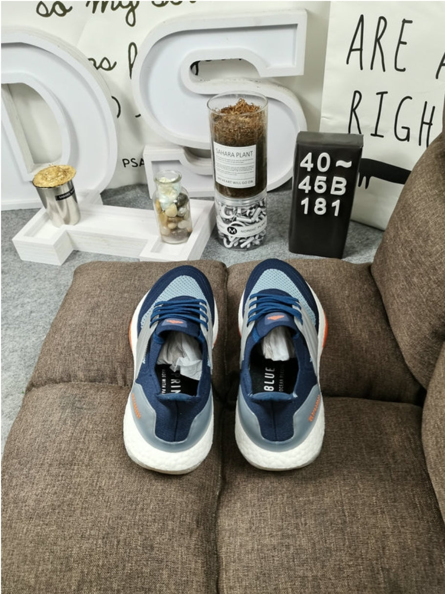 Les baskets Adidas UltraBoost 21 allient performance révolutionnaire et style incomparable.incontournable exceptionnel inoubliable.