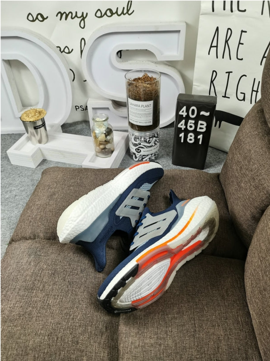 Les baskets Adidas UltraBoost 21 allient performance révolutionnaire et style incomparable.incontournable exceptionnel inoubliable.