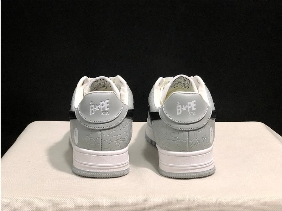 Les baskets sneakers Bape Sta incarnent un style emblématique et une tendance urbaine audacieuse.leur design distinctif.pas cher.le moins cher.