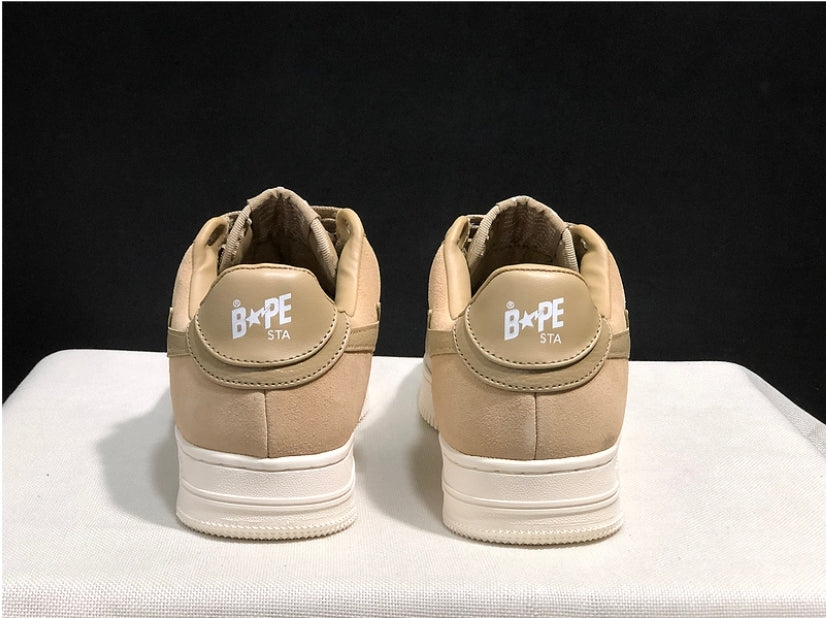 Les baskets sneakers Bape Sta incarnent un style emblématique et une tendance urbaine audacieuse.leur design distinctif.pas cher.le moins cher.