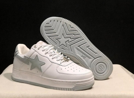 Les baskets sneakers Bape Sta incarnent un style emblématique et une tendance urbaine audacieuse.leur design distinctif.pas cher.le moins cher.