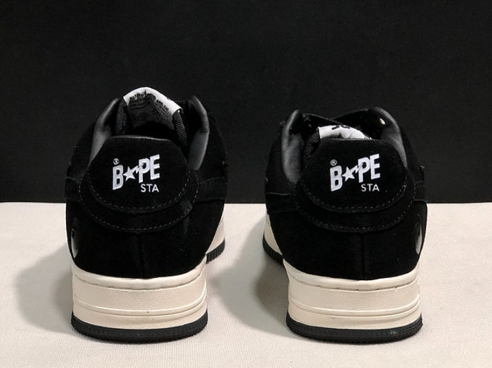 Les baskets sneakers Bape Sta incarnent un style emblématique et une tendance urbaine audacieuse.leur design distinctif.pas cher.le moins cher.