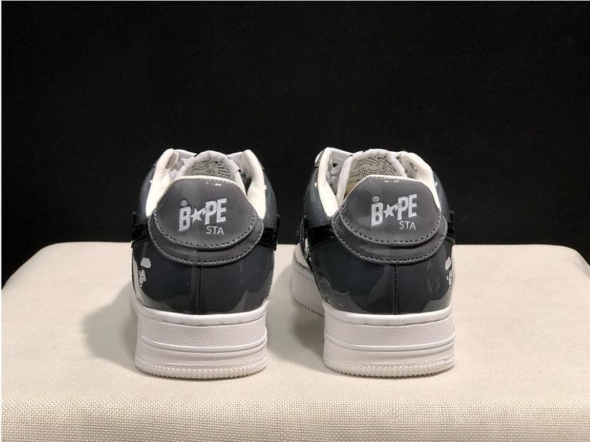 Les baskets sneakers Bape Sta incarnent un style emblématique et une tendance urbaine audacieuse.leur design distinctif.pas cher.le moins cher.