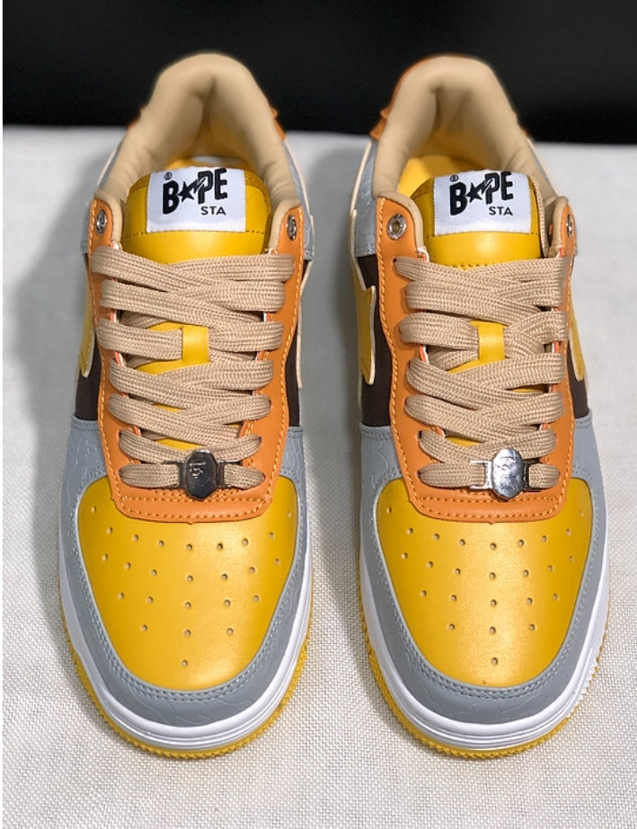 Les baskets sneakers Bape Sta incarnent un style emblématique et une tendance urbaine audacieuse.leur design distinctif.pas cher.le moins cher.