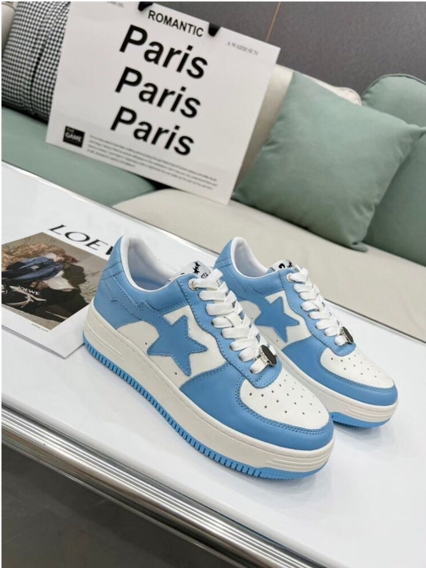 Les baskets sneakers Bape Sta incarnent un style emblématique et une tendance urbaine audacieuse.leur design distinctif.pas cher.le moins cher.