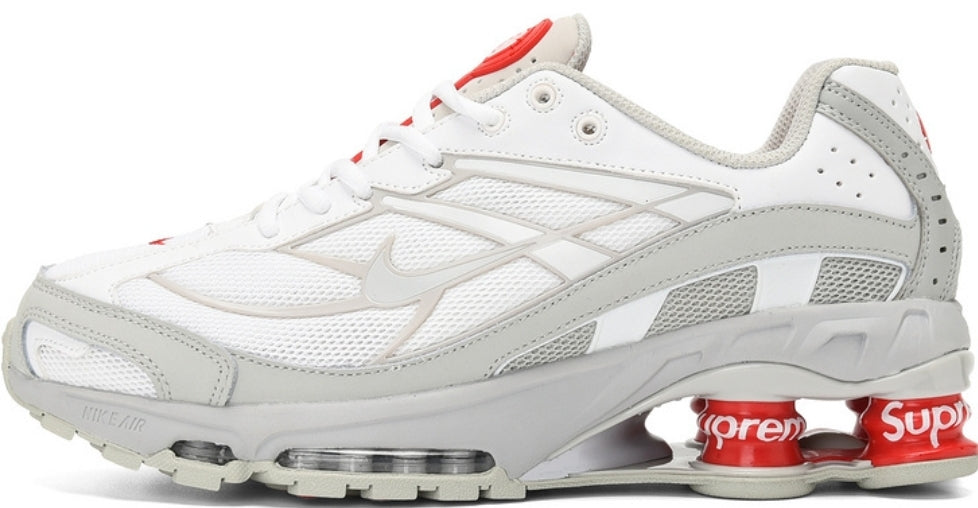 Les baskets Nike Shox Ride 2 Supreme X allient style audacieux et performance exceptionnelle. Pas cher. Le moins cher. Design sauvage