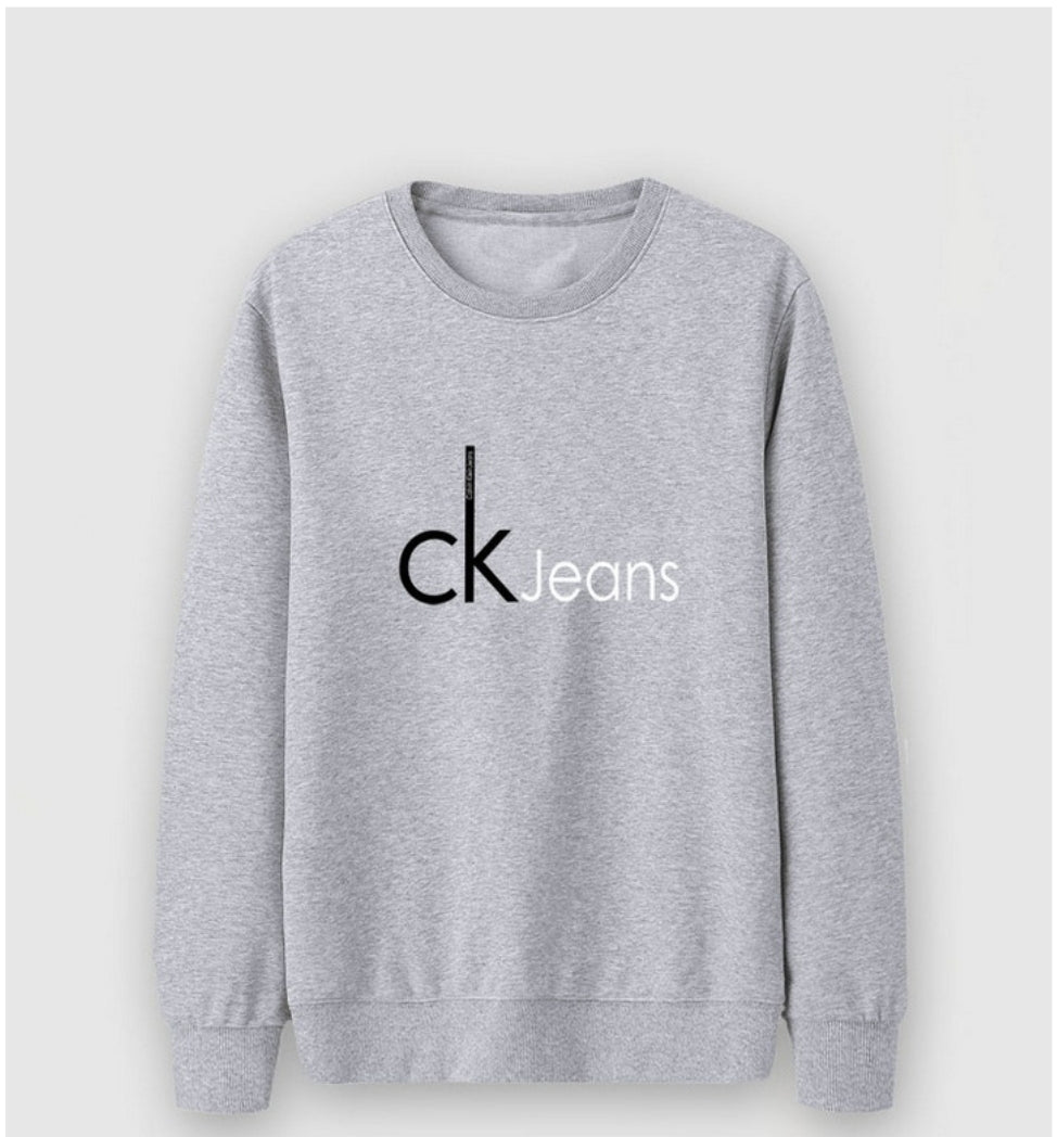 Les sweat Calvin Klein combinent élégance et confort.