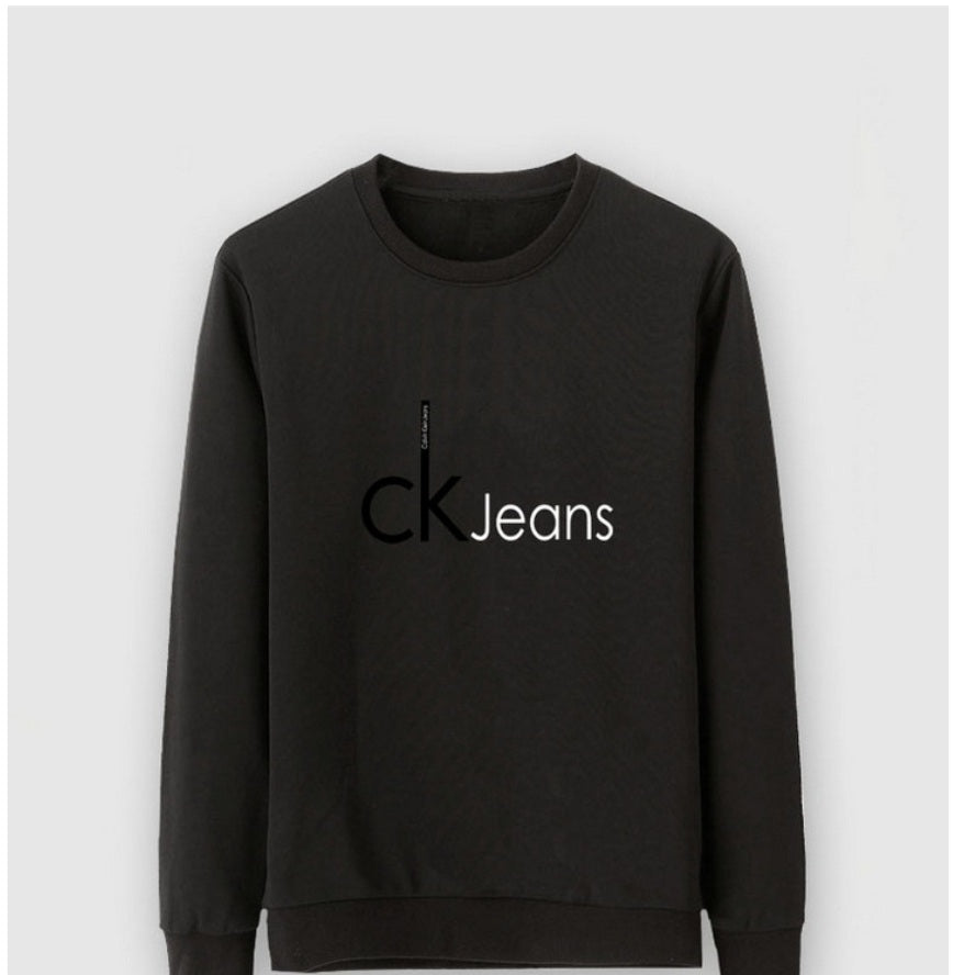 Les sweat Calvin Klein combinent élégance et confort.