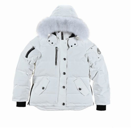 Les doudounes Moose Knuckles allient élégance et performance pour offrir une protection optimale contre le froid. Leur design sophistiqué.pas cher. Le moins cher.