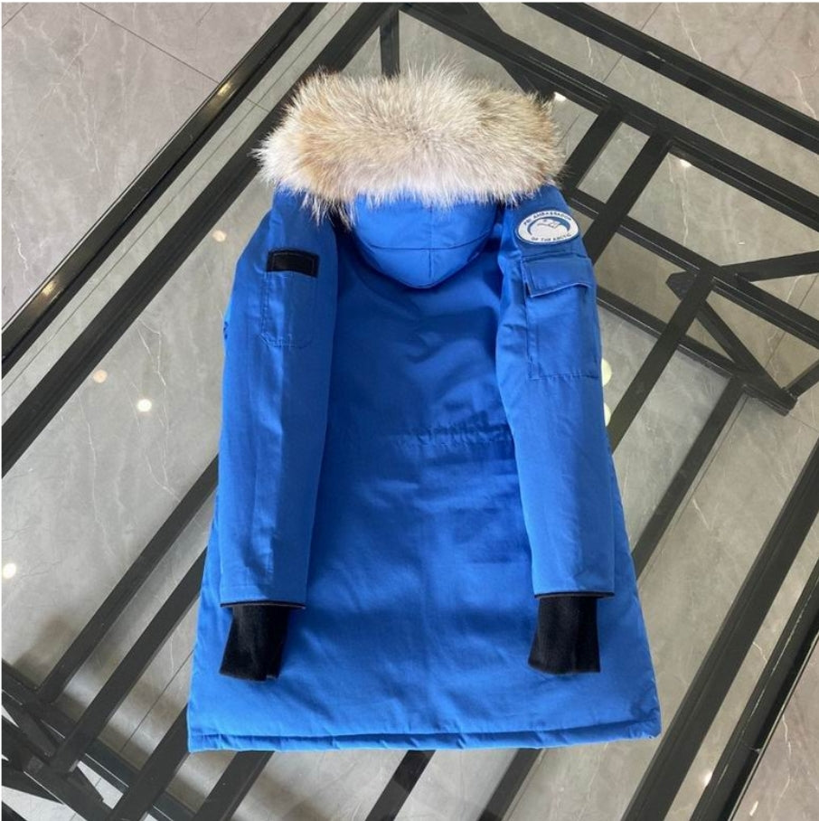 Les doudounes Canada Goose allient élégance et chaleur pour offrir une protection optimale contre le froid. Leur design sophistiqué et leurs matériaux de haute qualité. Pas cher. Le moins cher.