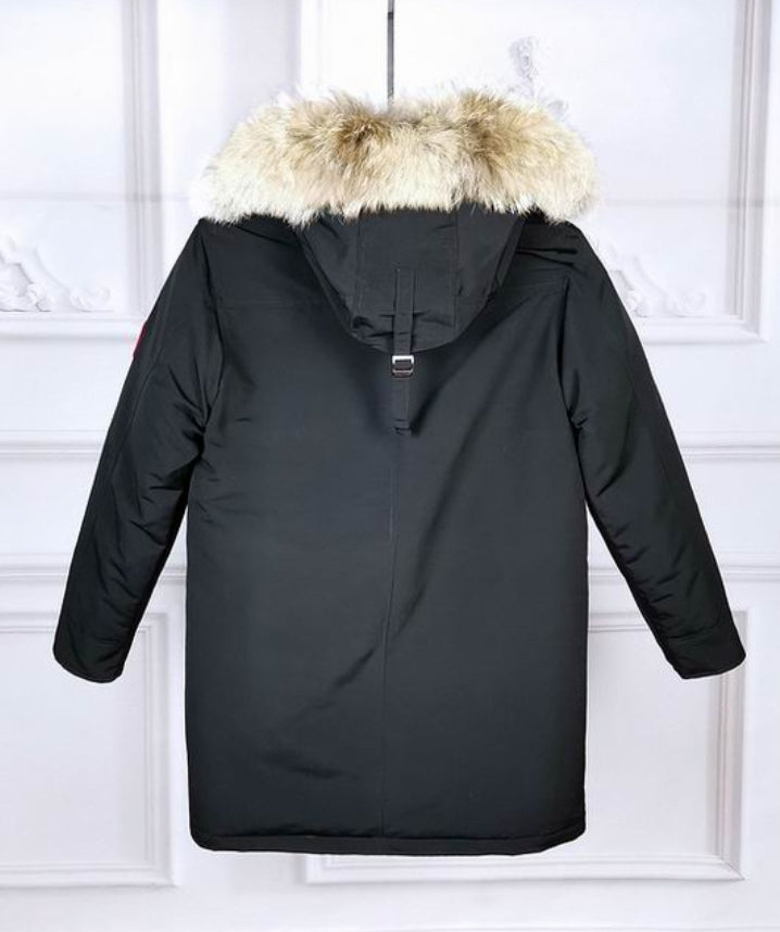 Les doudounes Canada Goose allient élégance et chaleur pour offrir une protection optimale contre le froid. Leur design sophistiqué et leurs matériaux de haute qualité. Pas cher. Le moins cher.