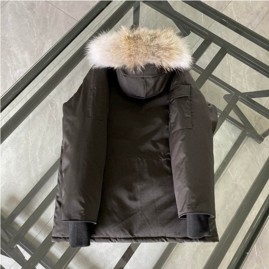 Les doudounes Canada Goose allient élégance et chaleur pour offrir une protection optimale contre le froid. Leur design sophistiqué et leurs matériaux de haute qualité. Pas cher. Le moins cher.