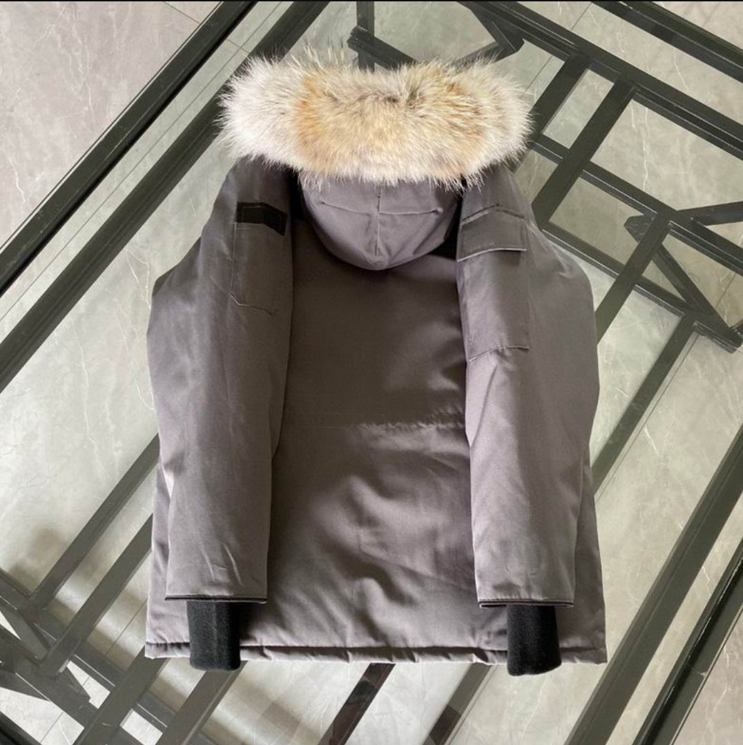 Les doudounes Canada Goose allient élégance et chaleur pour offrir une protection optimale contre le froid. Leur design sophistiqué et leurs matériaux de haute qualité. Pas cher. Le moins cher.