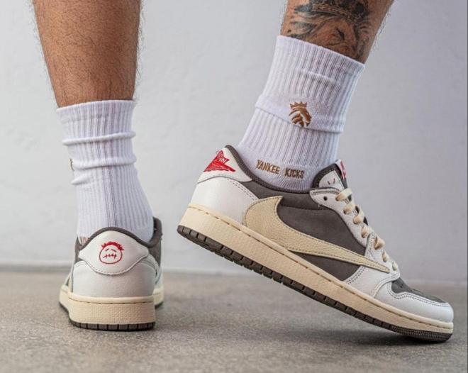 Les baskets Air Jordan 1 offrent un style iconique et une performance légendaire.
leur design emblématique .pas cher. Le moins cher.