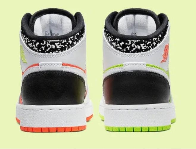 Les baskets Air Jordan 1 offrent un style iconique et une performance légendaire.
 leur design emblématique .pas cher. Le moins cher.