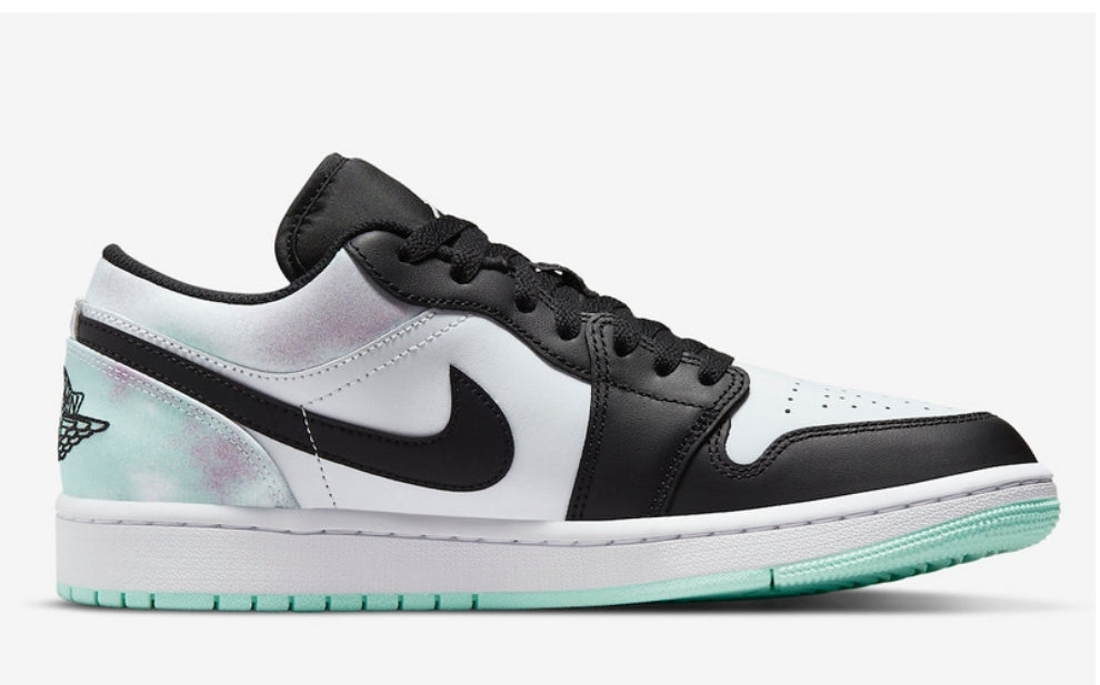 Les baskets Air Jordan 1 offrent un style iconique et une performance légendaire.
leur design emblématique .pas cher. Le moins cher.