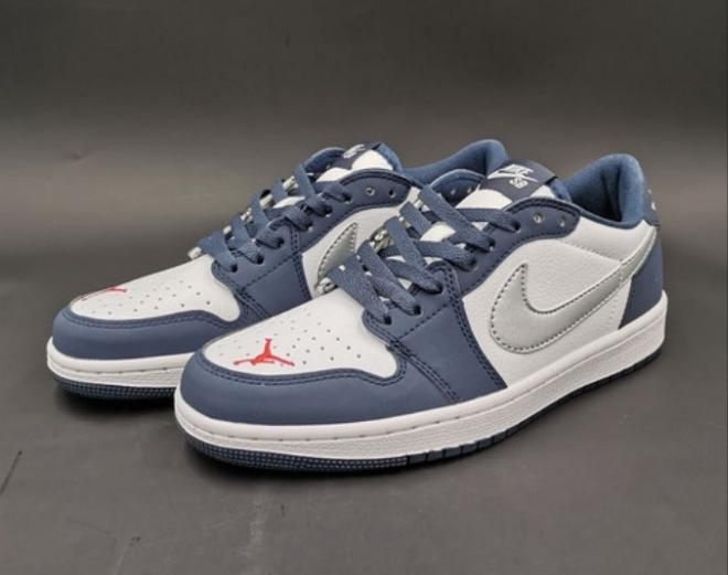 Les baskets Air Jordan 1 offrent un style iconique et une performance légendaire.
leur design emblématique .pas cher. Le moins cher.