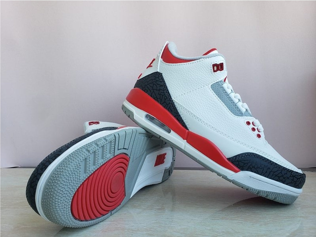 Les baskets Air Jordan 3 offrent un style légendaire et une performance exceptionnelle.
leur design emblématique.pas cher.le moins cher.