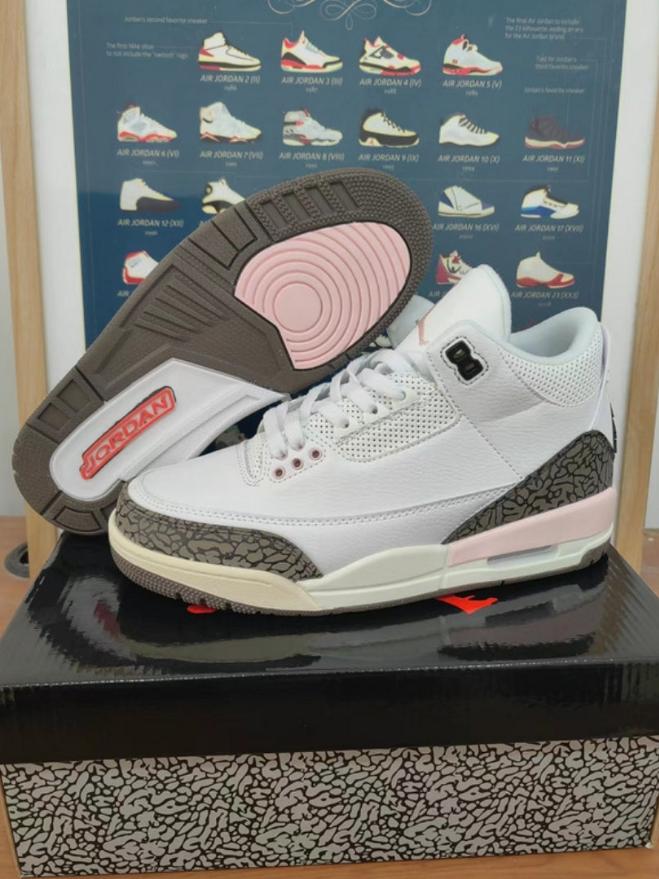 Les baskets Air Jordan 3 offrent un style légendaire et une performance exceptionnelle.
leur design emblématique.pas cher.le moins cher.