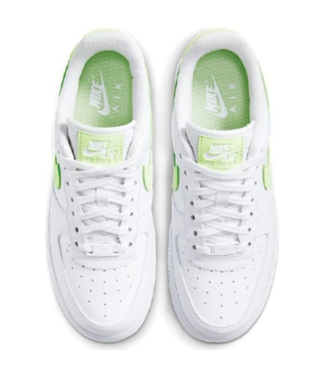 Les baskets Nike Air Force 1 combinent style et performance, offrant une expérience exceptionnelle.pas cher. Le moins cher.