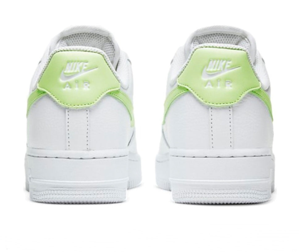 Les baskets Nike Air Force 1 combinent style et performance, offrant une expérience exceptionnelle.pas cher. Le moins cher.