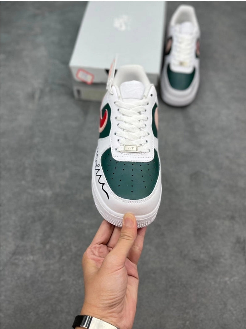 Les baskets Nike Air Force 1 combinent style et performance, offrant une expérience exceptionnelle.pas cher. Le moins cher.