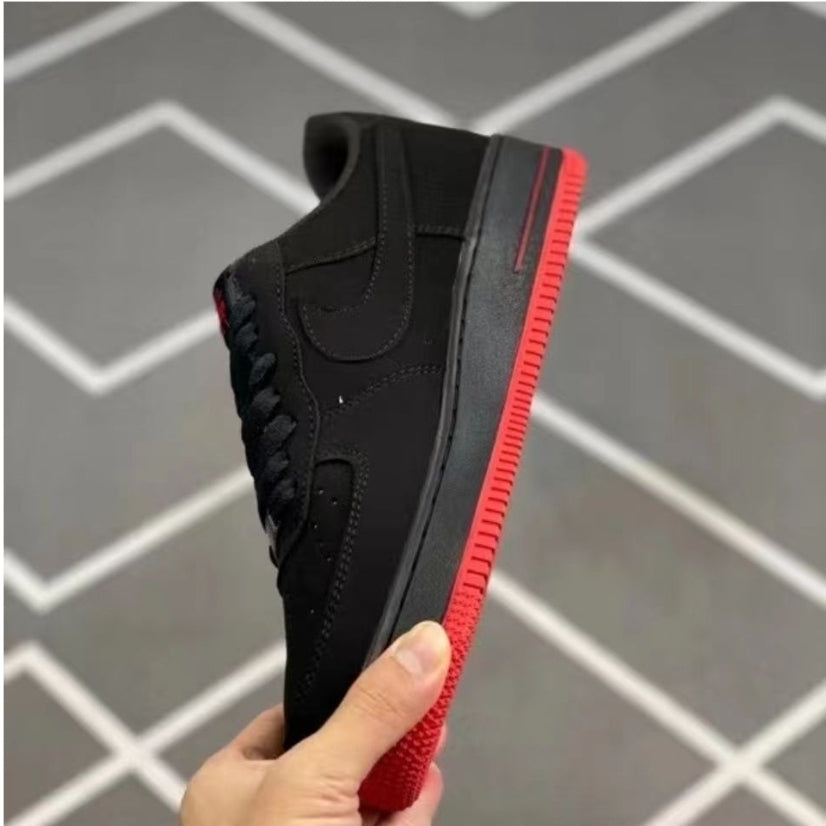 Les baskets Nike Air Force 1 combinent style et performance, offrant une expérience exceptionnelle.pas cher. Le moins cher.