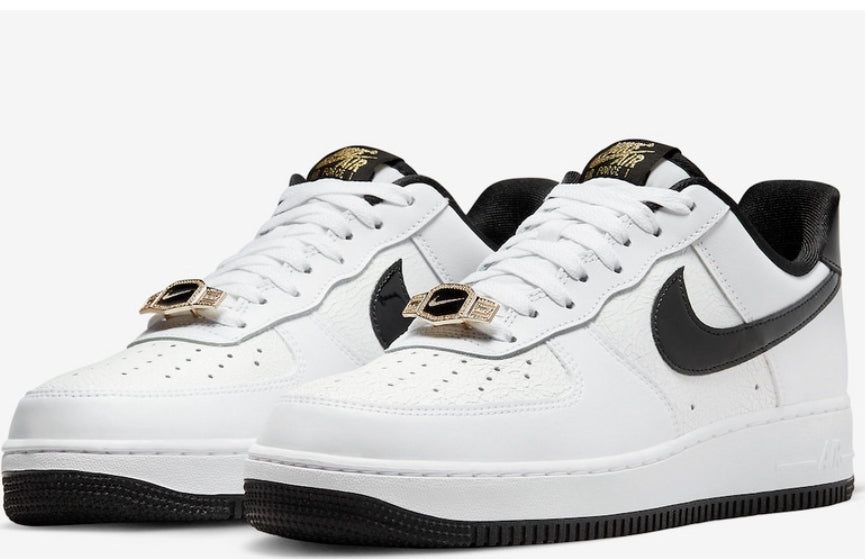 Les baskets Nike Air Force 1 combinent style et performance, offrant une expérience exceptionnelle.pas cher. Le moins cher.