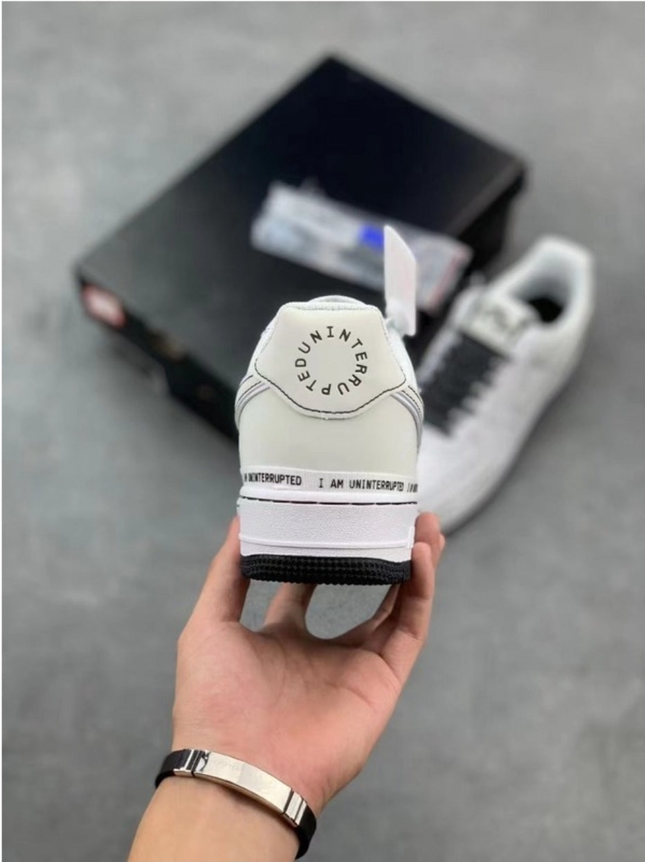 Les baskets Nike Air Force 1 combinent style et performance, offrant une expérience exceptionnelle.pas cher. Le moins cher.