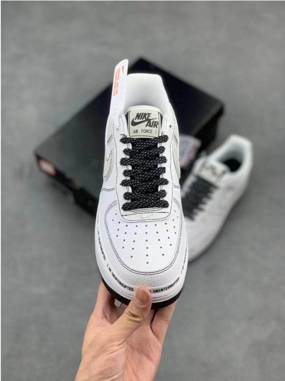 Les baskets Nike Air Force 1 combinent style et performance, offrant une expérience exceptionnelle.pas cher. Le moins cher.