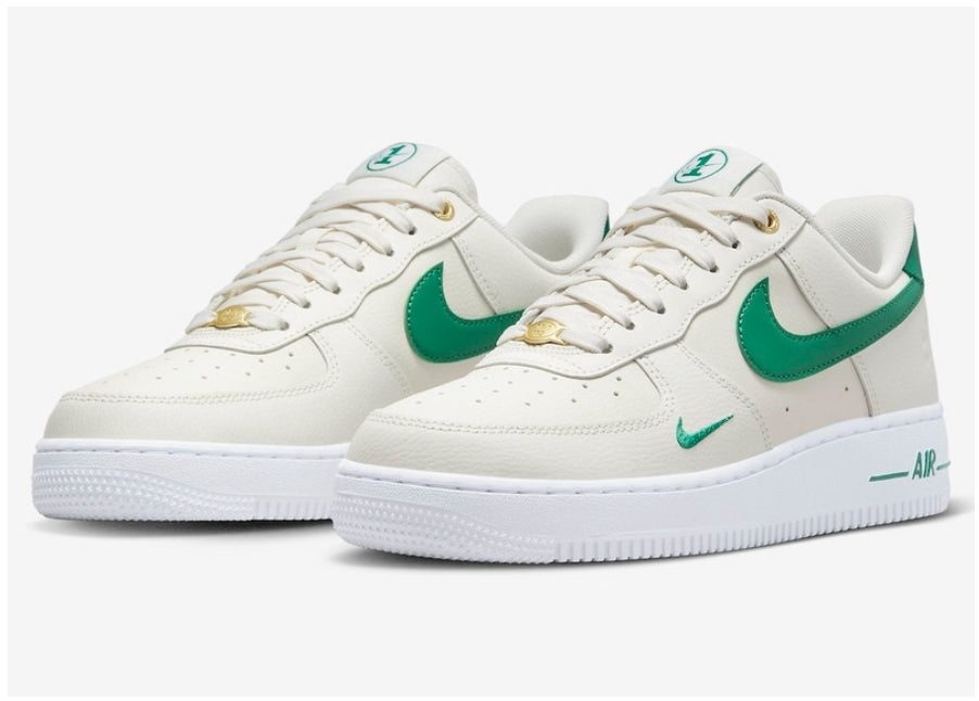 Les baskets Nike Air Force 1 combinent style et performance, offrant une expérience exceptionnelle.pas cher. Le moins cher.