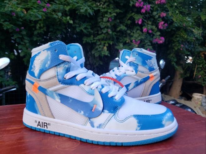 Les baskets Air Jordan 1 offrent un style iconique et une performance légendaire.
 leur design emblématique .pas cher. Le moins cher.