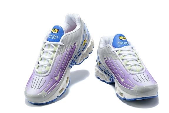 les baskets Nike TN Air Max Plus 3 Femme sont un témoignage de l'engagement de Nike à combiner style et innovation. Exceptionnel