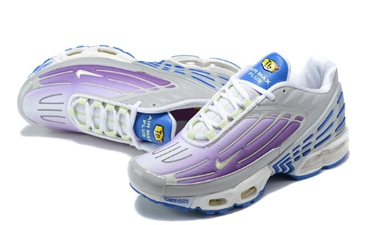 les baskets Nike TN Air Max Plus 3 Femme sont un témoignage de l'engagement de Nike à combiner style et innovation. Exceptionnel
