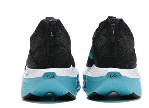 Les baskets Nike Air Zoom Femme se démarquent par leur design sportif et moderne, conçu pour maximiser les performances exceptionnelles