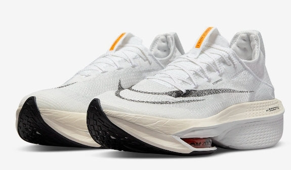 Les baskets Nike Air Zoom Femme se démarquent par leur design sportif et moderne, conçu pour maximiser les performances exceptionnelles