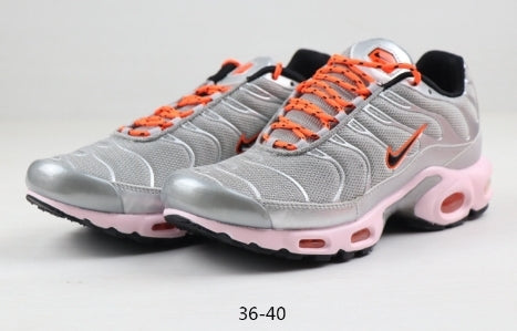 les baskets Nike TN Air Max Plus Femme sont un témoignage de l'engagement de Nike à combiner style et innovation. Exceptionnel
