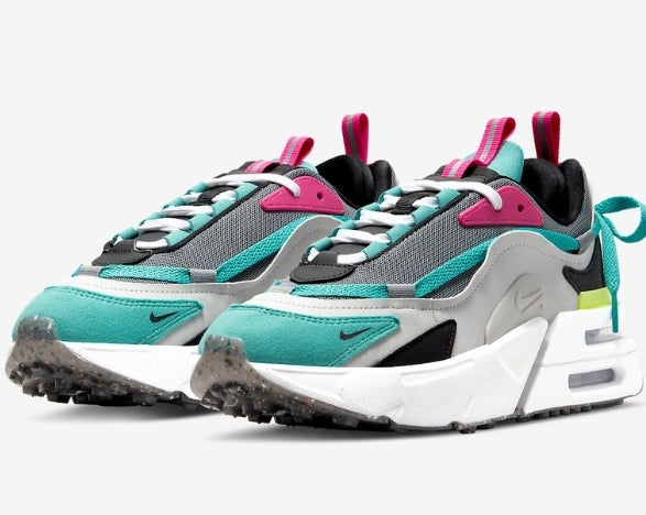 les Baskets Nike Air Max Furyosa Honeydew sont un témoignage de l'engagement de Nike à combiner style et innovation.