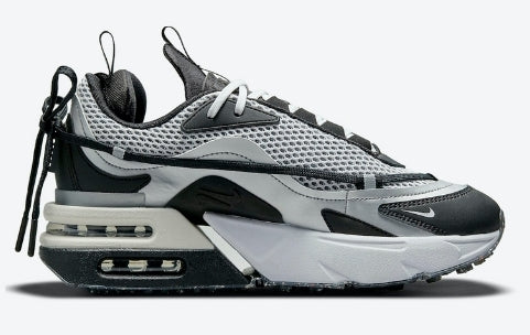 les Baskets Nike Air Max Furyosa Honeydew sont un témoignage de l'engagement de Nike à combiner style et innovation.