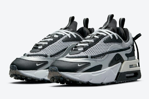 les Baskets Nike Air Max Furyosa Honeydew sont un témoignage de l'engagement de Nike à combiner style et innovation.