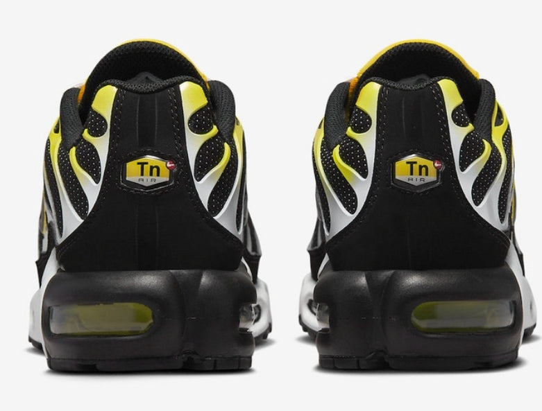 Les Baskets Nike Air Max Tn incarnent un style emblématique et une performance supérieure.
leur design distinctif.pas cher.le moins cher.