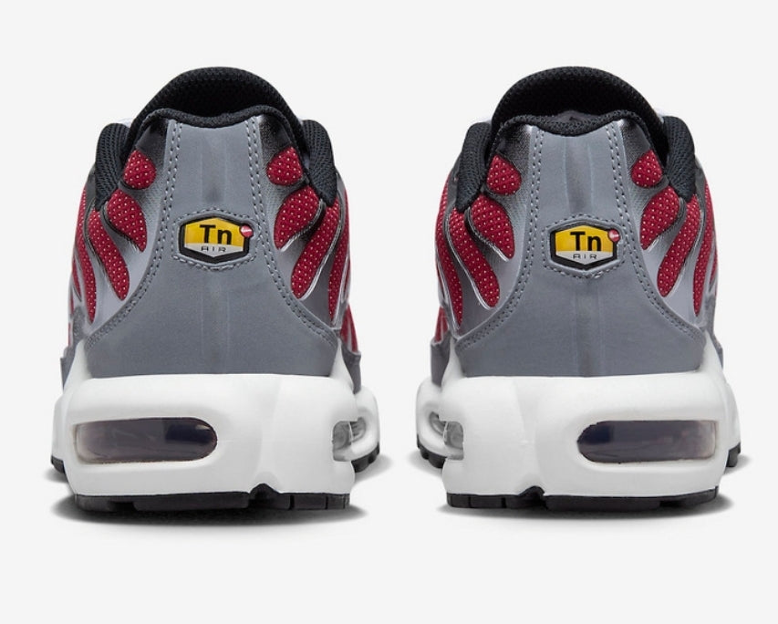 Les Baskets Nike Air Max Tn incarnent un style emblématique et une performance supérieure.
leur design distinctif.pas cher.le moins cher.