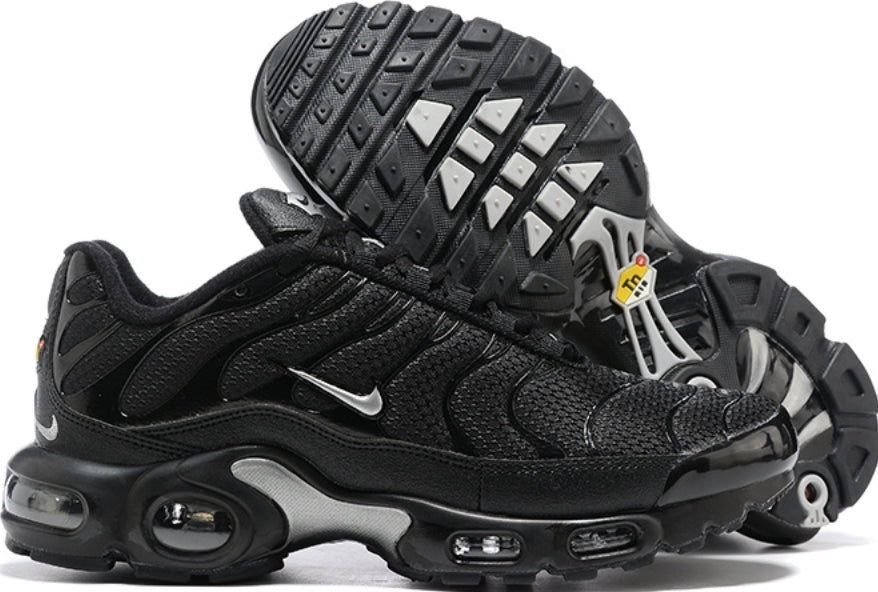 Les Baskets Nike Air Max Tn incarnent un style emblématique et une performance supérieure.
leur design distinctif.pas cher.le moins cher.