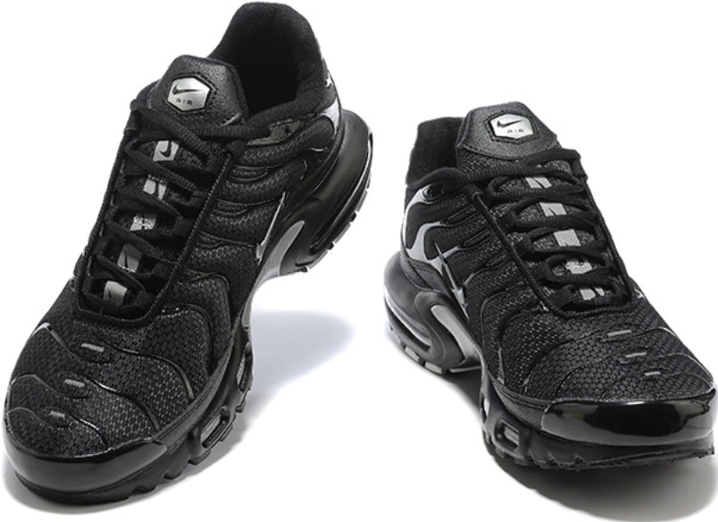 Les  Baskets Nike Air Max Tn incarnent un style emblématique et une performance supérieure.
leur design distinctif.pas cher.le moins cher.