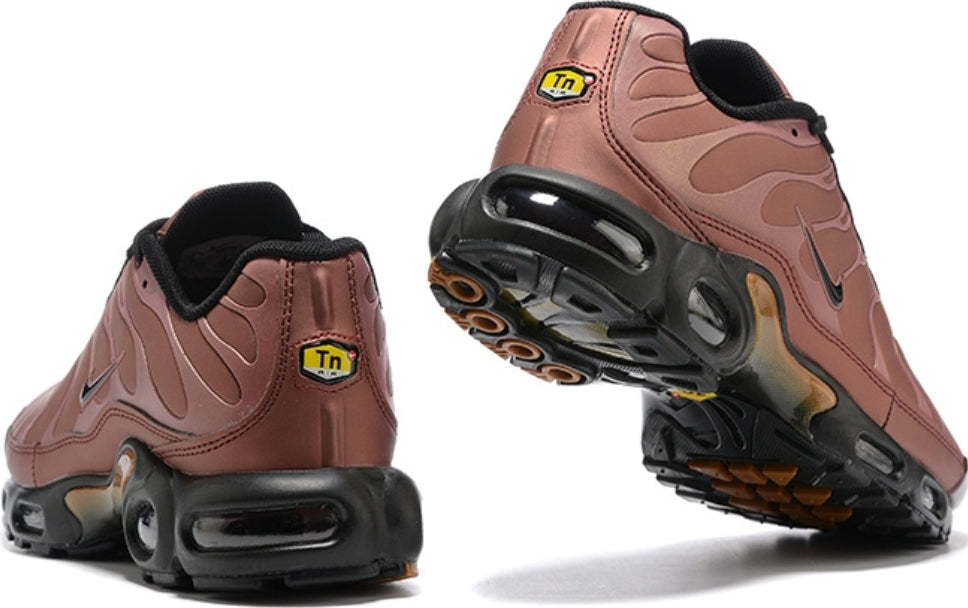 Les Baskets Nike Air Max Tn incarnent un style emblématique et une performance supérieure.
leur design distinctif.pas cher.le moins cher.